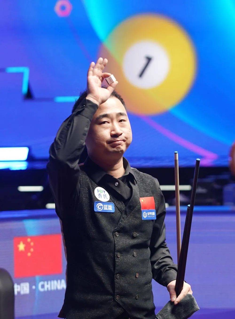 被公认为他 被公认为他